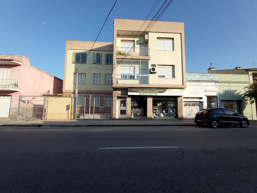 Foto 1 de Apartamento com 1 Quarto à venda, 52m² em Centro, Pelotas
