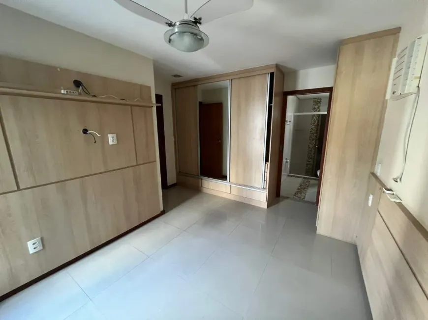 Foto 1 de Apartamento com 3 Quartos à venda, 75m² em Centro, Guarapari