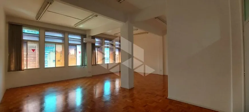 Foto 1 de Sala Comercial para alugar, 62m² em Praia de Belas, Porto Alegre