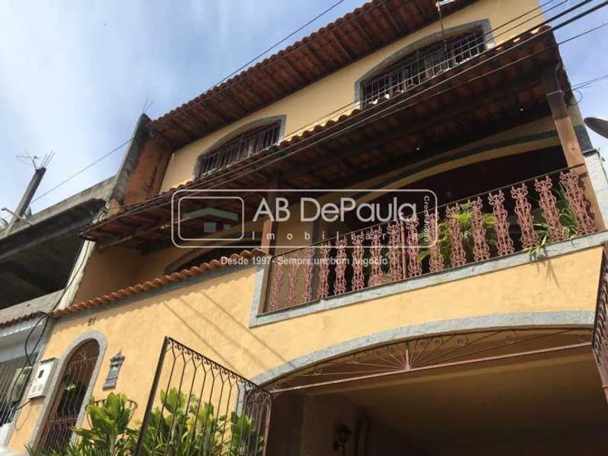 Foto 1 de Casa com 4 Quartos à venda, 189m² em Realengo, Rio de Janeiro