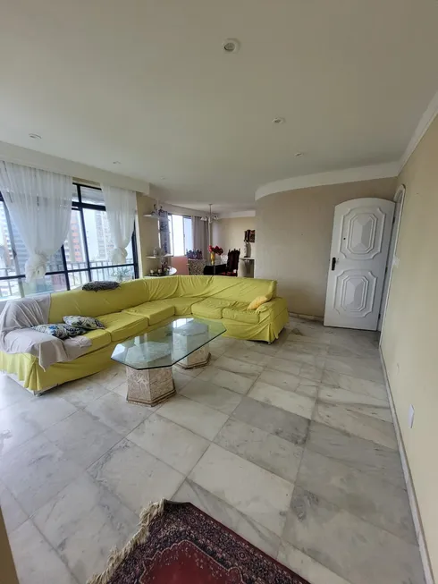 Foto 1 de Apartamento com 3 Quartos à venda, 135m² em Barra, Salvador