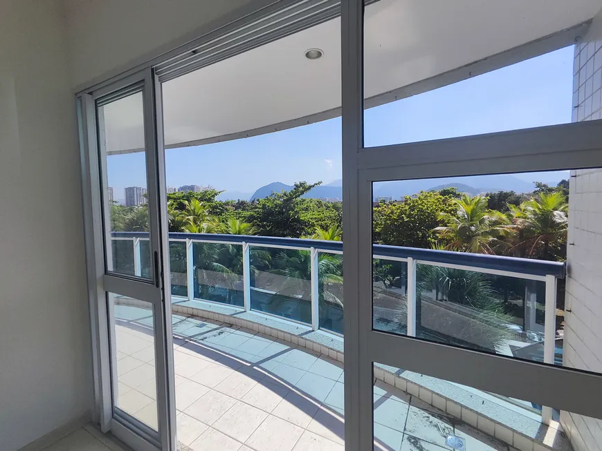 Foto 1 de Apartamento com 3 Quartos à venda, 100m² em Barra da Tijuca, Rio de Janeiro