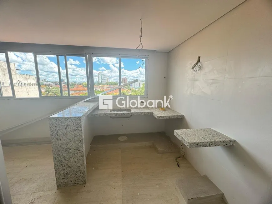 Foto 1 de Apartamento com 2 Quartos à venda, 66m² em Todos os Santos, Montes Claros