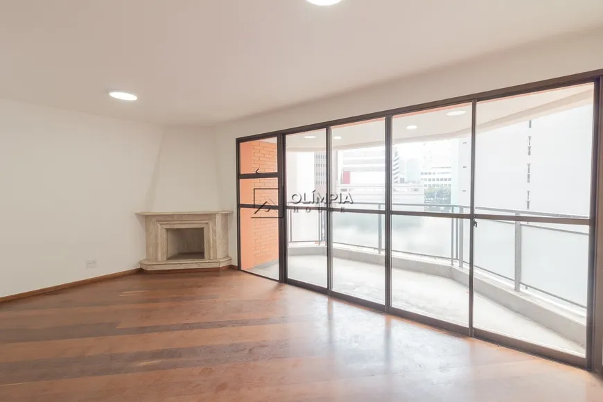 Foto 1 de Apartamento com 3 Quartos à venda, 155m² em Pompeia, São Paulo