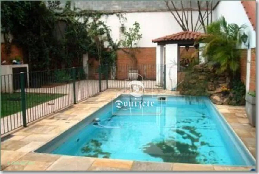 Foto 1 de Casa com 3 Quartos à venda, 340m² em Jardim do Mar, São Bernardo do Campo