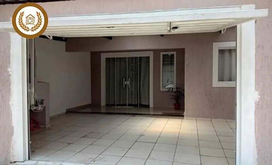 Foto 1 de Casa com 4 Quartos à venda, 250m² em Nova Mairinque, Mairinque
