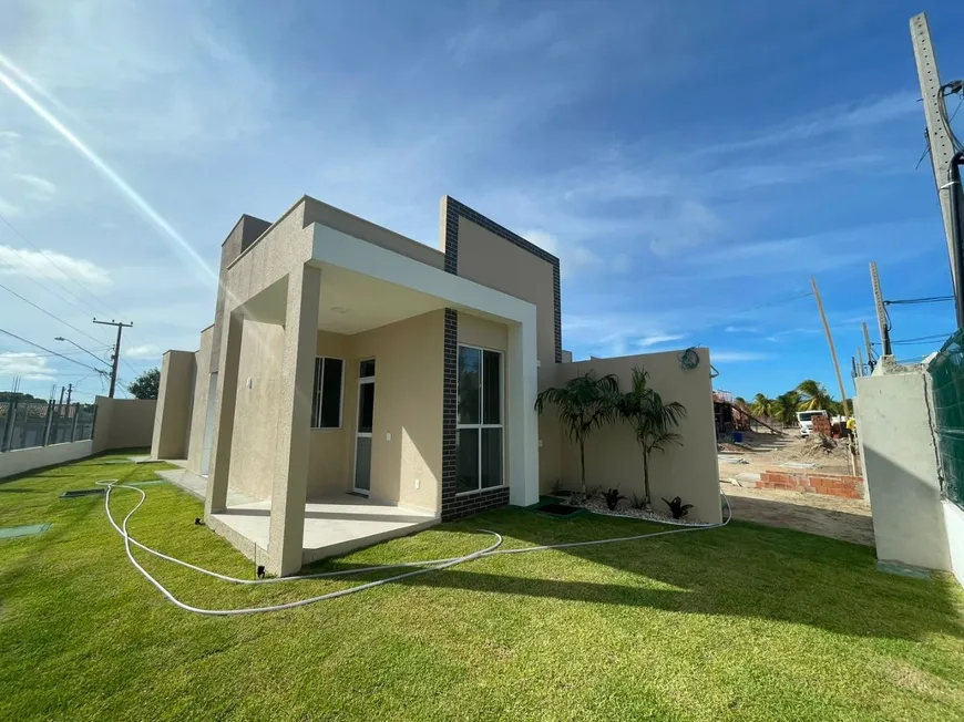 Foto 1 de Casa de Condomínio com 2 Quartos à venda, 66m² em Mangabeira, Eusébio