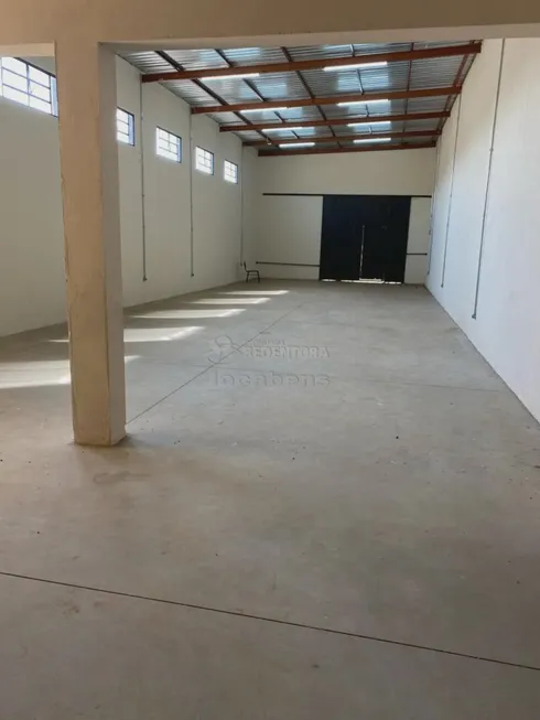 Foto 1 de Casa com 2 Quartos à venda, 338m² em Centro, Icém