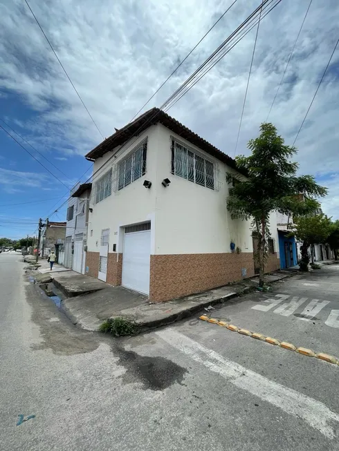 Foto 1 de Casa com 3 Quartos à venda, 88m² em Álvaro Weyne, Fortaleza