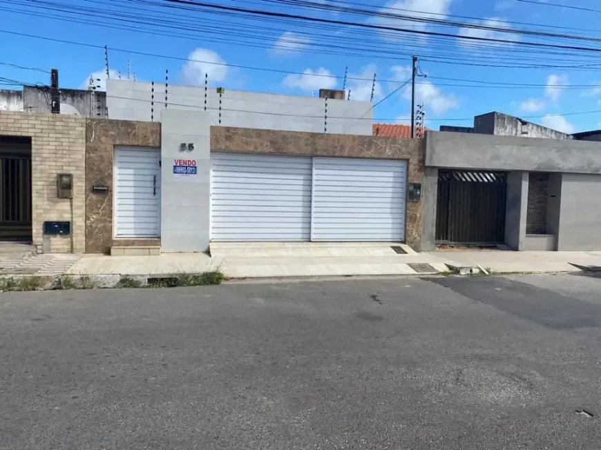 Foto 1 de Casa com 3 Quartos à venda, 200m² em Aventureiro, Joinville