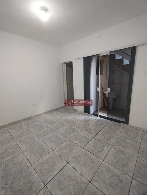 Foto 1 de Casa de Condomínio com 1 Quarto para alugar, 30m² em Jardim Acácio, Guarulhos