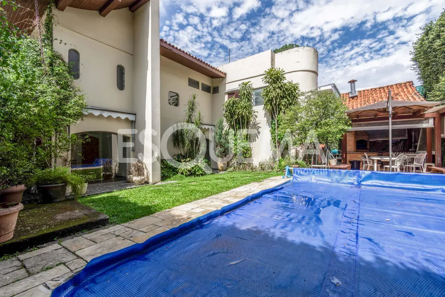 Foto 1 de Casa com 4 Quartos para venda ou aluguel, 350m² em Cidade Jardim, São Paulo