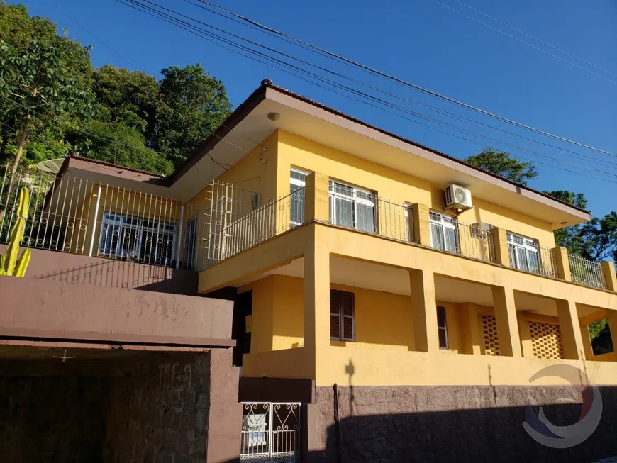 Foto 1 de Casa com 3 Quartos à venda, 300m² em José Mendes, Florianópolis
