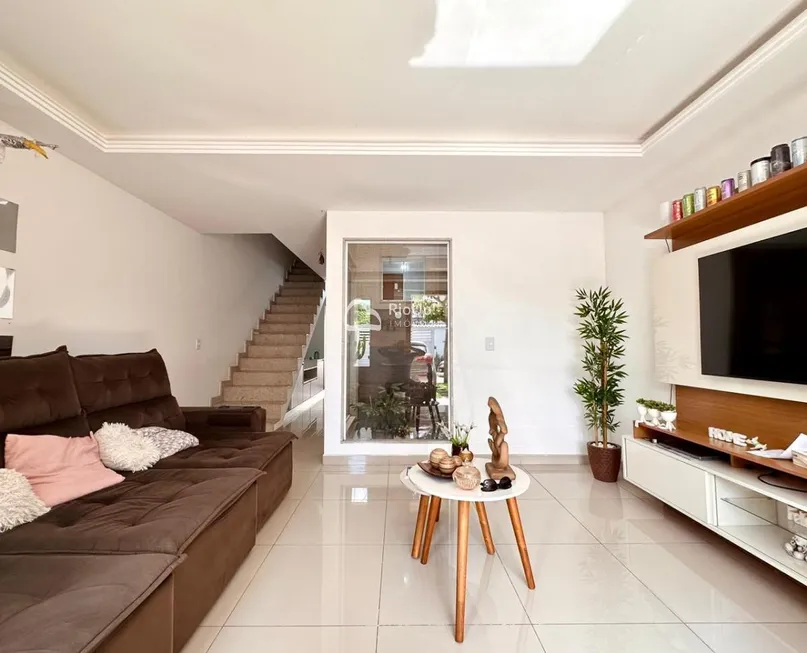 Foto 1 de Casa de Condomínio com 4 Quartos à venda, 120m² em Campo Grande, Rio de Janeiro