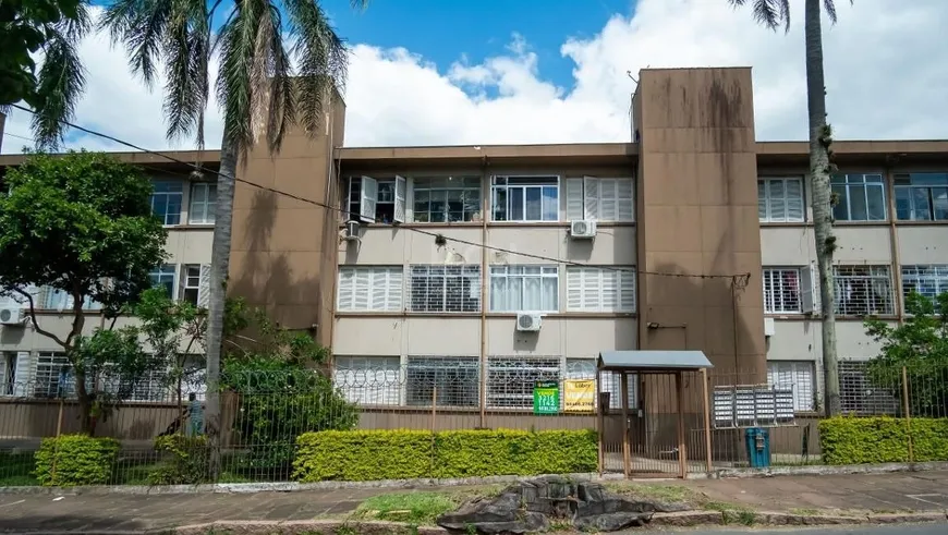 Foto 1 de Apartamento com 2 Quartos à venda, 52m² em Partenon, Porto Alegre