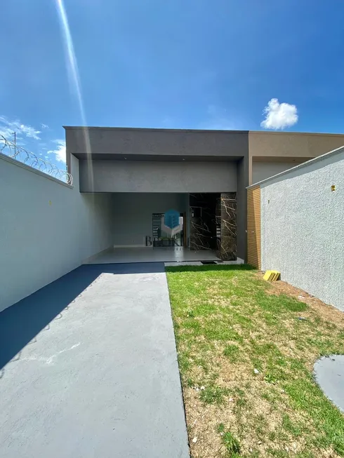 Foto 1 de Casa com 3 Quartos à venda, 117m² em Jardim dos Girassóis, Aparecida de Goiânia