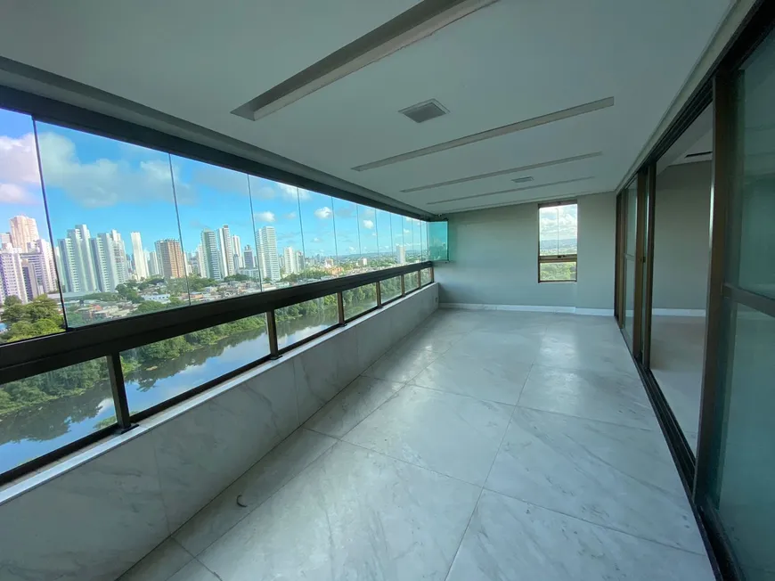 Foto 1 de Apartamento com 4 Quartos à venda, 295m² em Santana, Recife