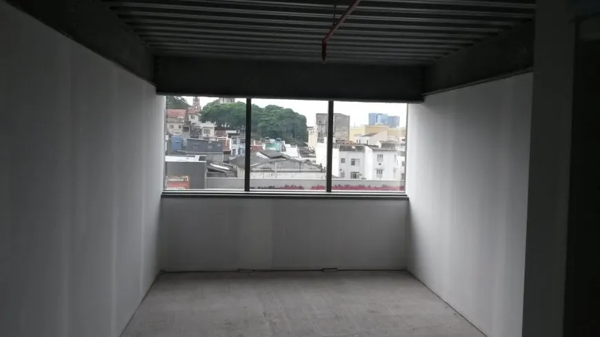 Foto 1 de Sala Comercial com 1 Quarto para venda ou aluguel, 32m² em Santo Cristo, Rio de Janeiro