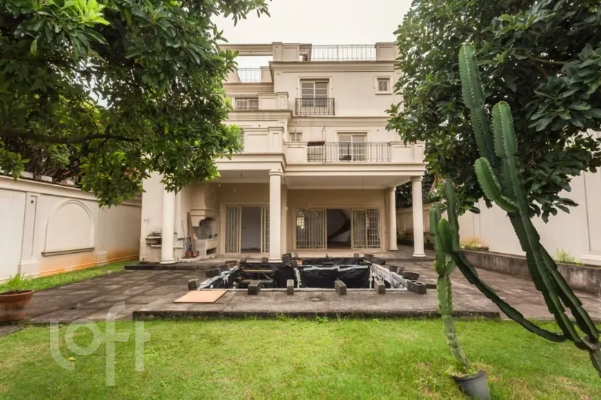 Foto 1 de Casa com 4 Quartos à venda, 1071m² em Perdizes, São Paulo