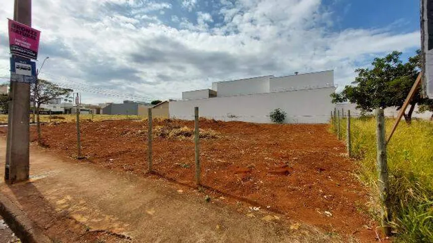 Foto 1 de Lote/Terreno à venda, 250m² em Bosque dos Buritis, Uberlândia