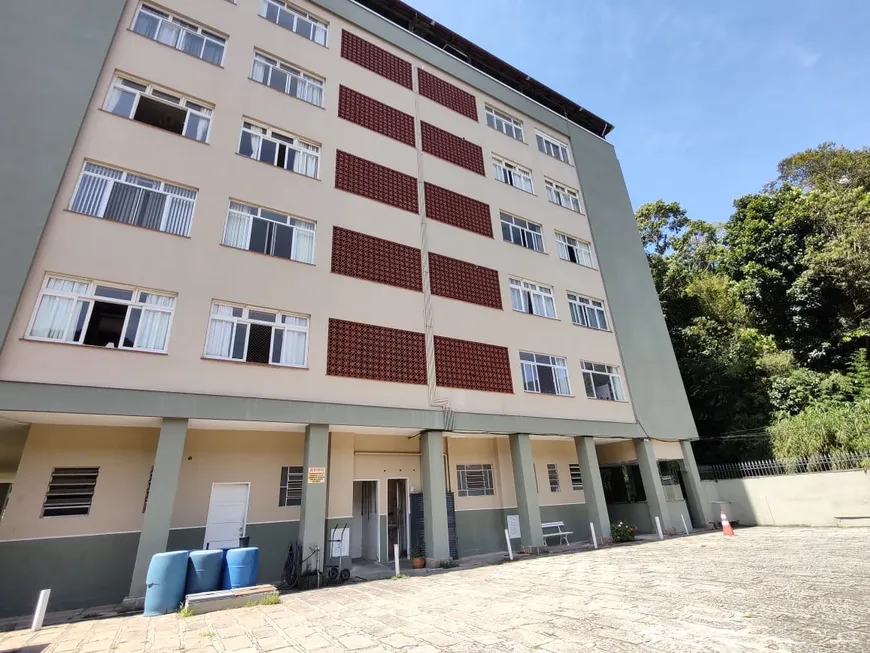 Foto 1 de Apartamento com 2 Quartos à venda, 78m² em Duchas, Petrópolis