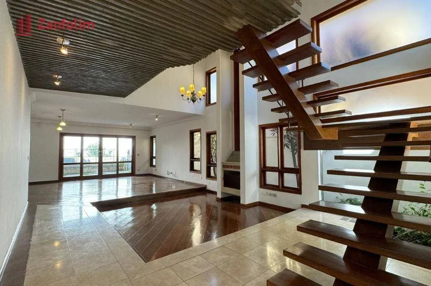 Foto 1 de Casa de Condomínio com 3 Quartos à venda, 333m² em Alphaville, Santana de Parnaíba