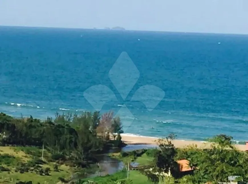 Foto 1 de Lote/Terreno à venda, 1872m² em Praia da Gamboa, Garopaba