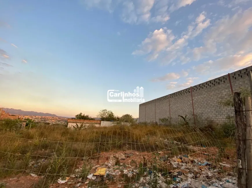 Foto 1 de Lote/Terreno à venda, 660m² em , São Joaquim de Bicas