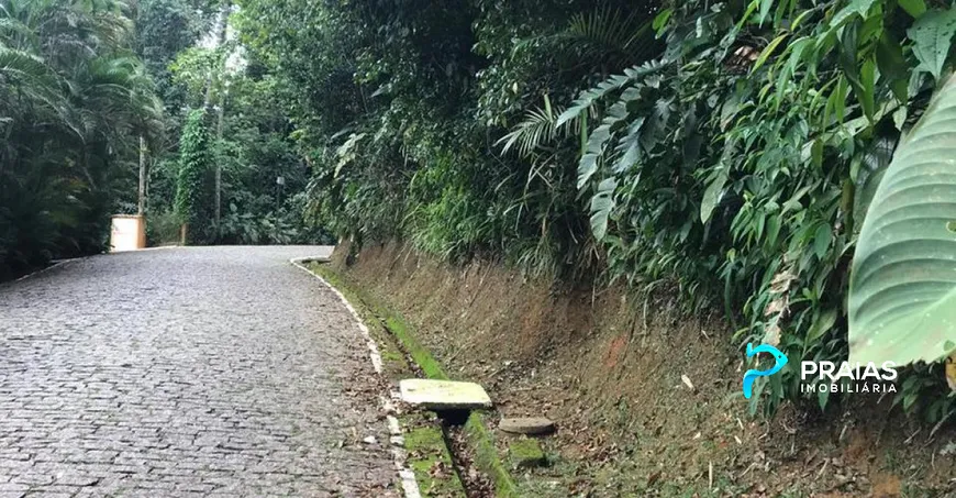 Foto 1 de Lote/Terreno à venda, 1500m² em São Pedro, Guarujá