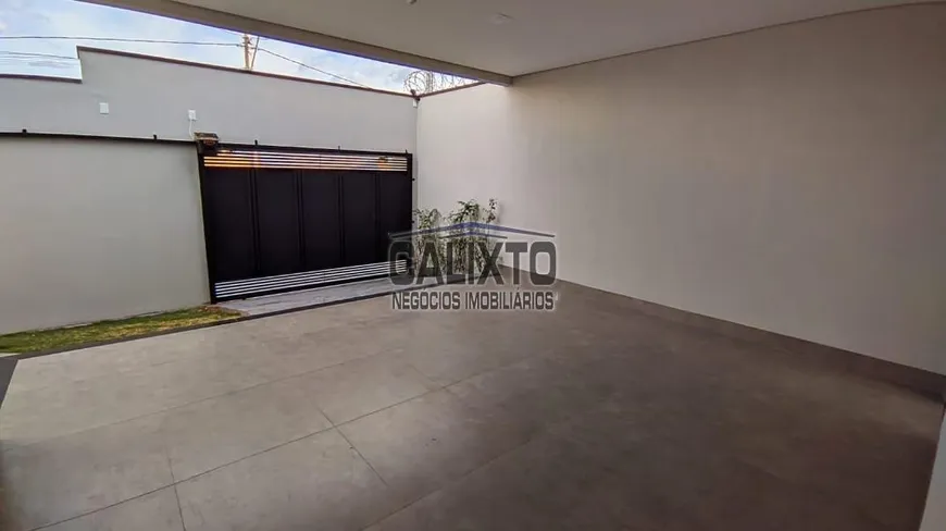 Foto 1 de Casa com 3 Quartos à venda, 170m² em Centro, Uberlândia