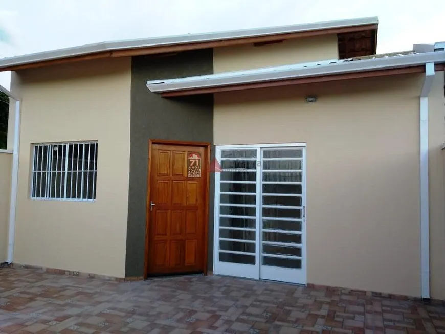 Foto 1 de Casa com 2 Quartos à venda, 80m² em Loteamento Residencial e Comercial Flamboyant, Pindamonhangaba