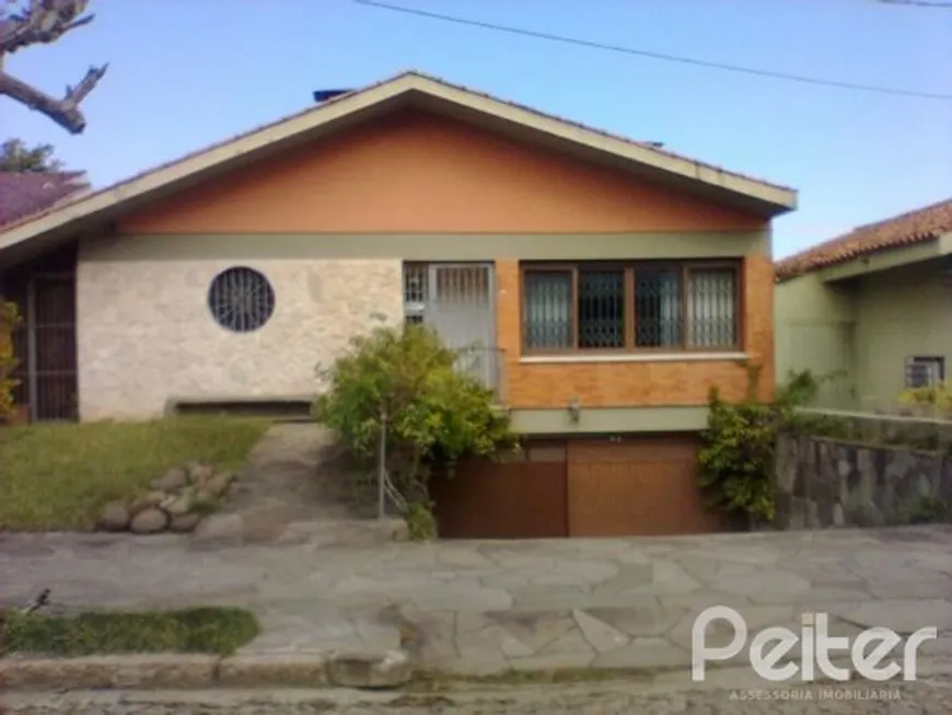 Foto 1 de Casa com 4 Quartos à venda, 300m² em Vila Assunção, Porto Alegre