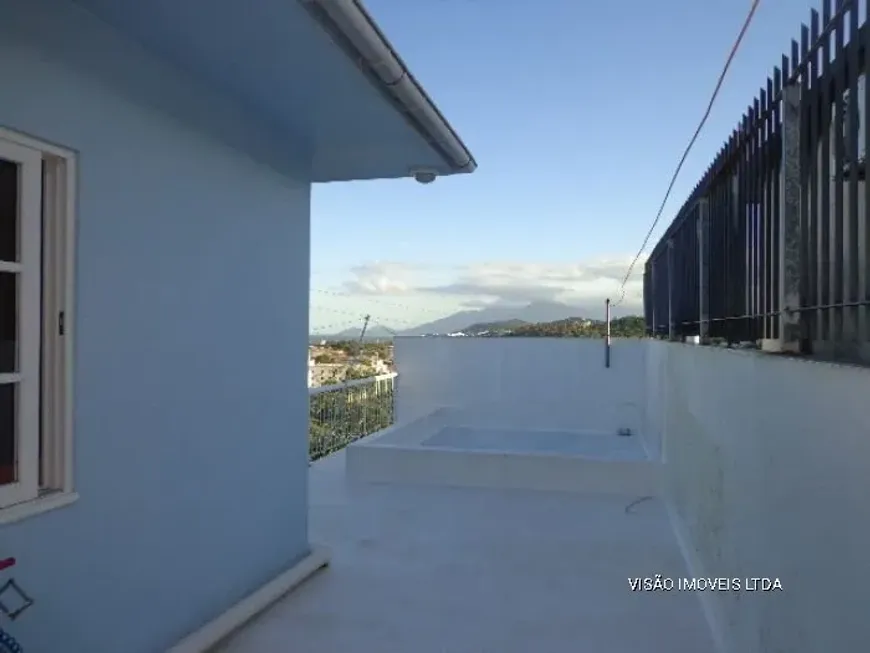 Foto 1 de Casa com 3 Quartos à venda, 230m² em Roçado, São José