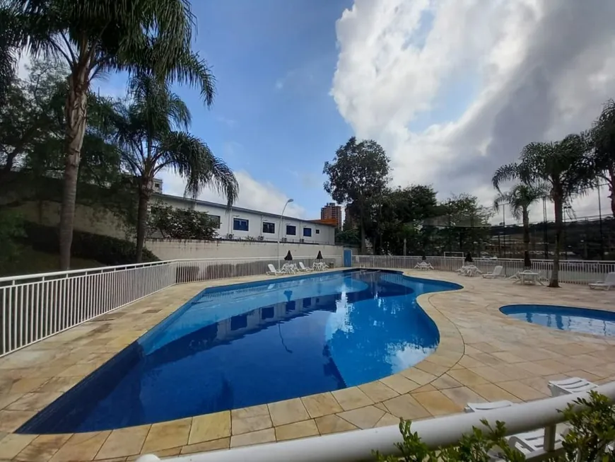 Foto 1 de Casa de Condomínio com 3 Quartos para alugar, 200m² em Demarchi, São Bernardo do Campo