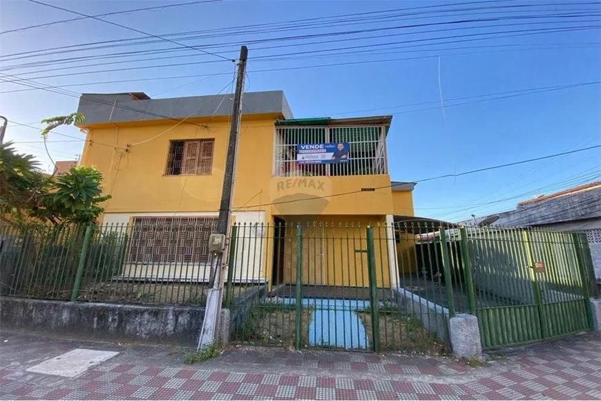 Foto 1 de Casa com 5 Quartos à venda, 225m² em Parquelândia, Fortaleza