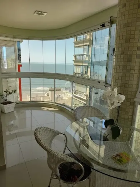 Foto 1 de Apartamento com 4 Quartos à venda, 157m² em Meia Praia, Itapema