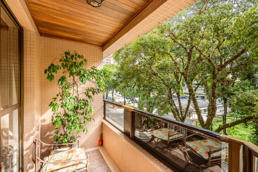 Foto 1 de Apartamento com 3 Quartos à venda, 167m² em Bigorrilho, Curitiba
