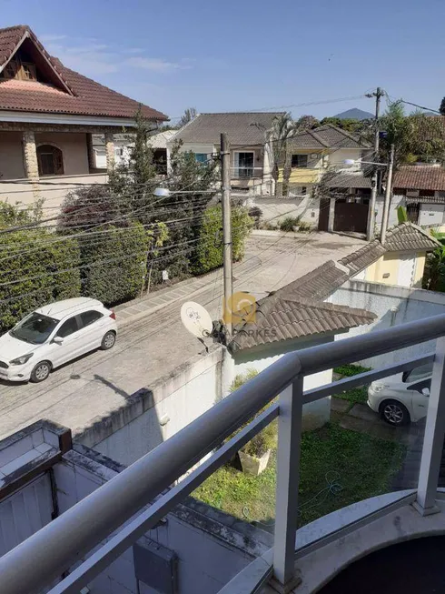 Foto 1 de Casa com 3 Quartos à venda, 270m² em Curicica, Rio de Janeiro