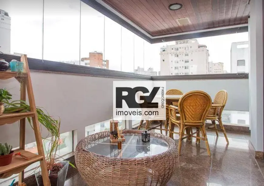 Foto 1 de Apartamento com 3 Quartos à venda, 240m² em Indianópolis, São Paulo