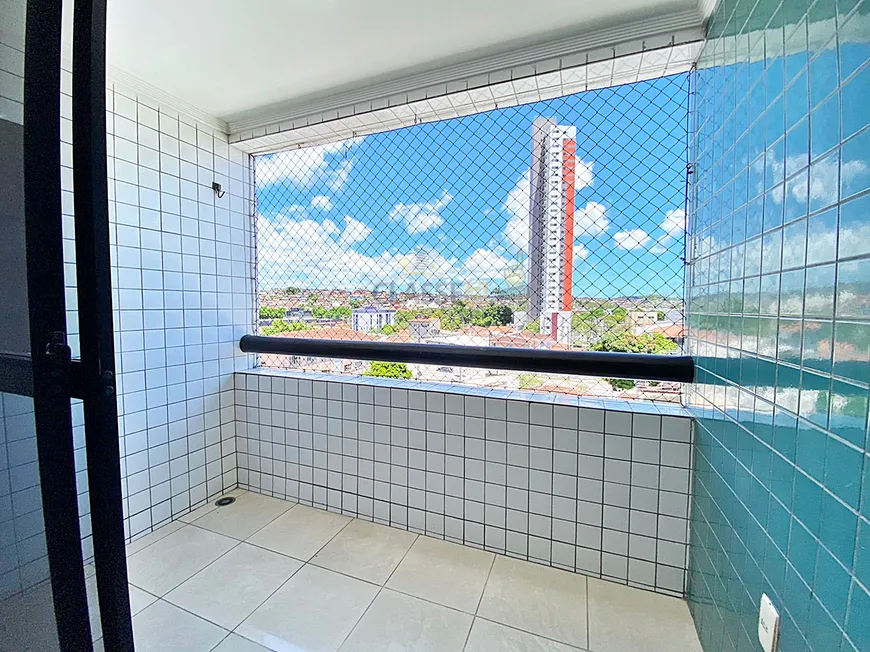 Foto 1 de Apartamento com 3 Quartos à venda, 72m² em Tamarineira, Recife