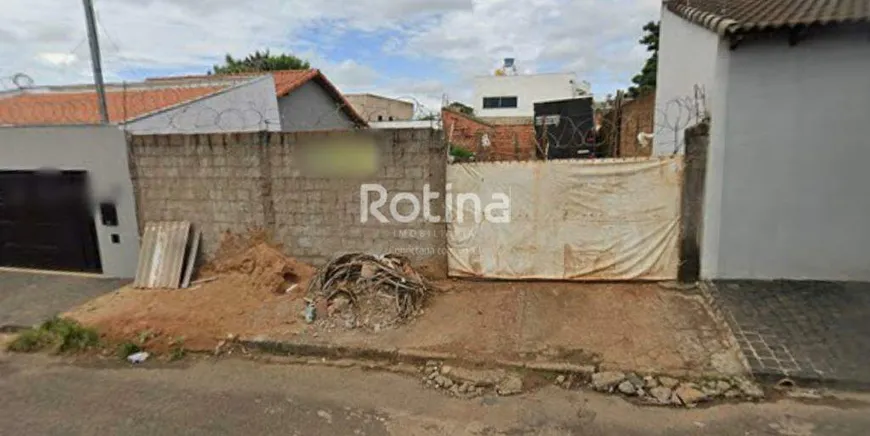 Foto 1 de Lote/Terreno à venda, 250m² em São Jorge, Uberlândia