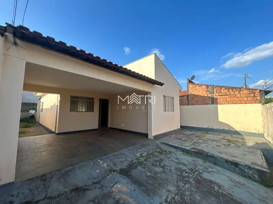 Foto 1 de Casa com 2 Quartos à venda, 129m² em Jardim América, Araraquara