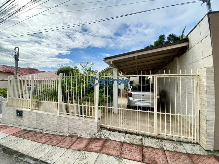 Foto 1 de Casa com 4 Quartos à venda, 106m² em Ipiranga, São José