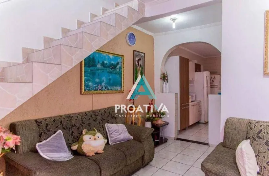 Foto 1 de Sobrado com 2 Quartos para alugar, 90m² em Vila Luzita, Santo André
