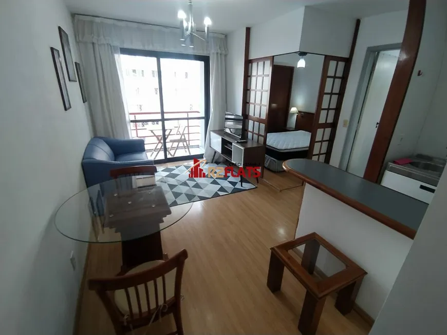 Foto 1 de Flat com 1 Quarto para alugar, 35m² em Moema, São Paulo