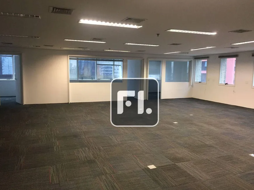 Foto 1 de Sala Comercial para alugar, 210m² em Vila Olímpia, São Paulo