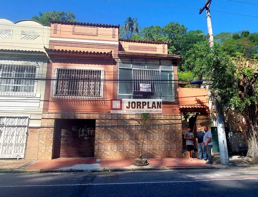 Foto 1 de Casa com 4 Quartos à venda, 120m² em São Domingos, Niterói