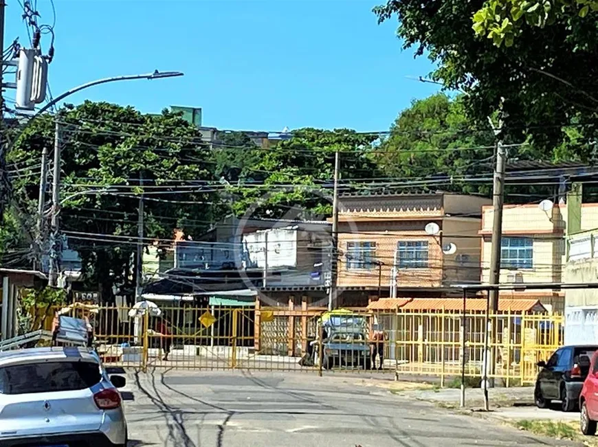 Foto 1 de Casa com 8 Quartos à venda, 302m² em Coelho Neto, Rio de Janeiro