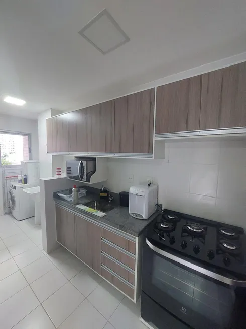 Foto 1 de Apartamento com 3 Quartos para alugar, 88m² em Ponta Negra, Manaus