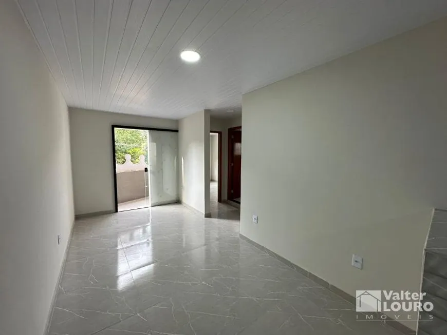 Foto 1 de Apartamento com 2 Quartos para alugar, 50m² em Cascatinha, Petrópolis